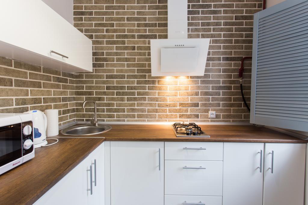 Loft Apartment Near Botanical Garden คาร์คิฟ ภายนอก รูปภาพ
