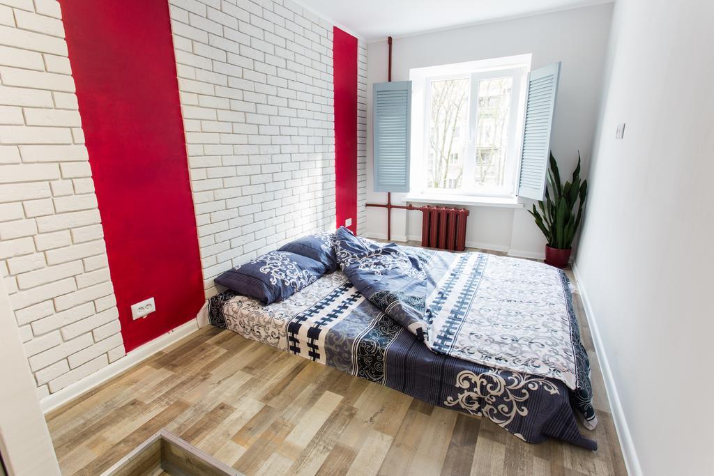 Loft Apartment Near Botanical Garden คาร์คิฟ ภายนอก รูปภาพ