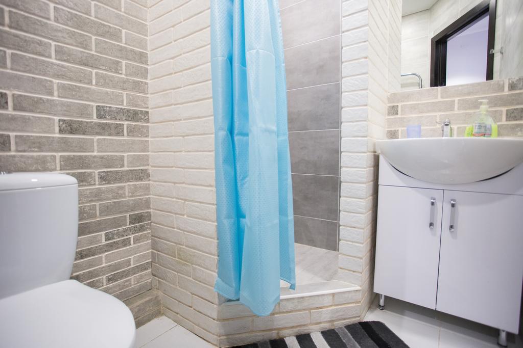 Loft Apartment Near Botanical Garden คาร์คิฟ ภายนอก รูปภาพ